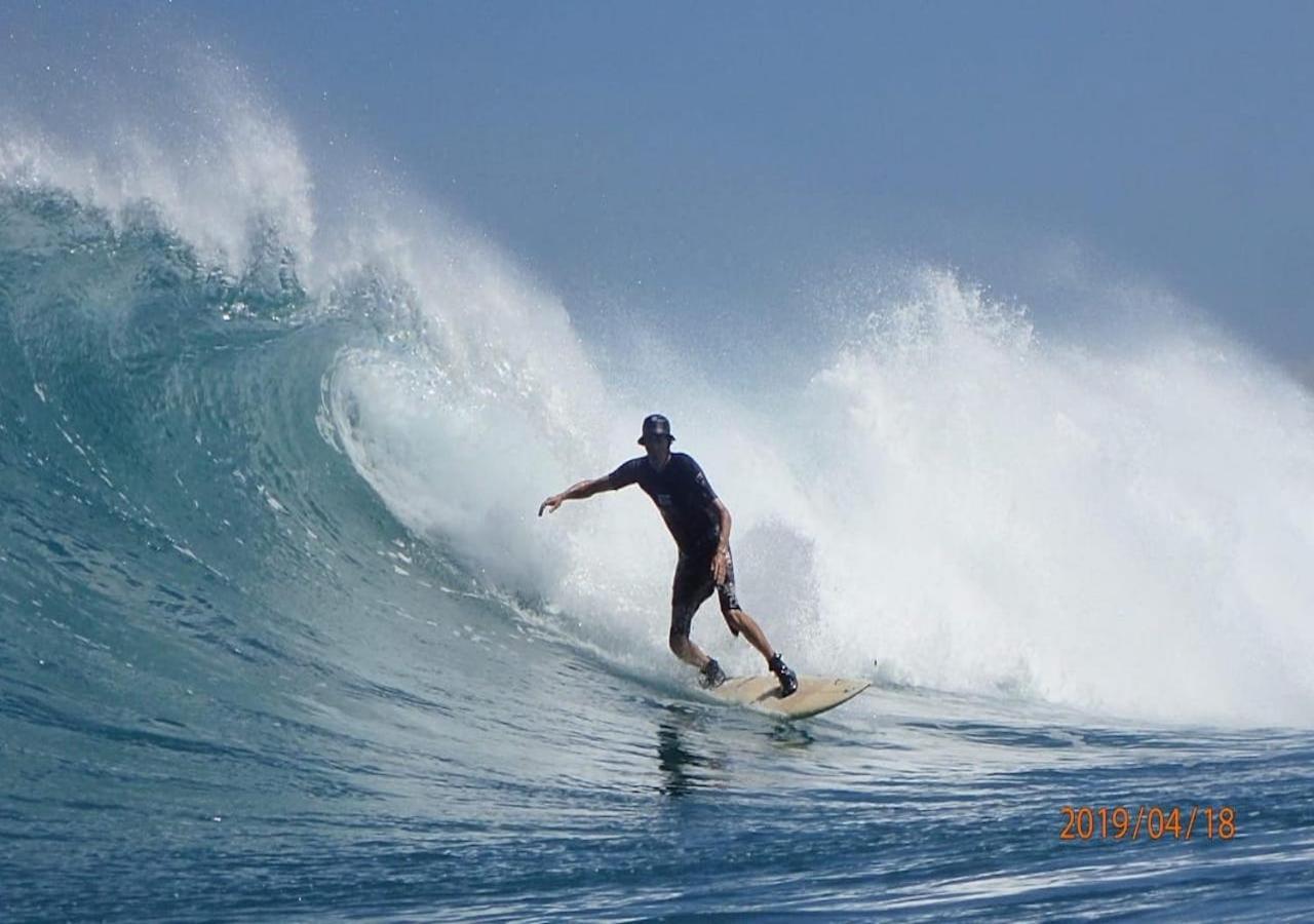 Surf & Surf Camp Lodge Ekas