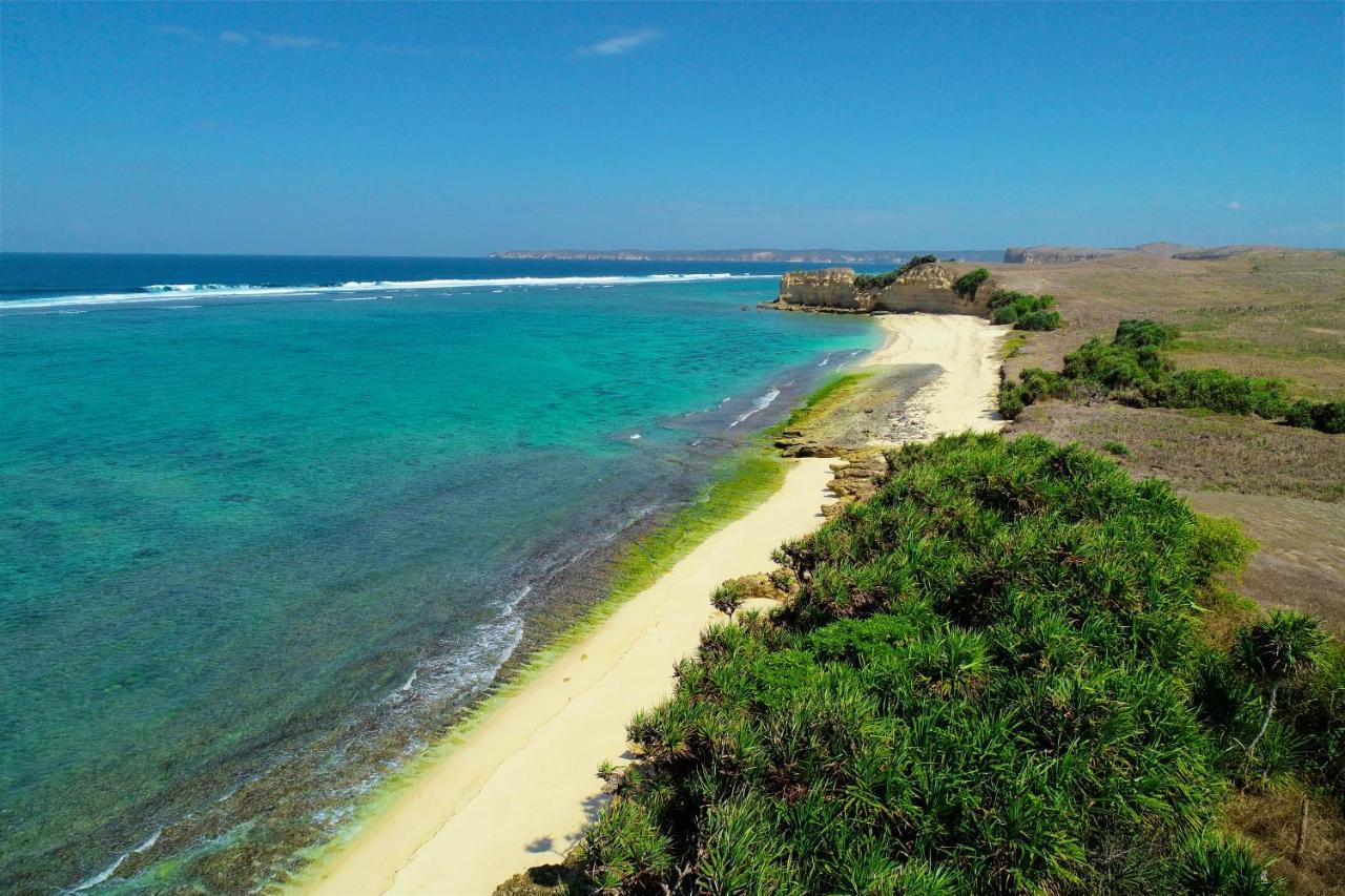 Surf & Kitesurfing Ekas
