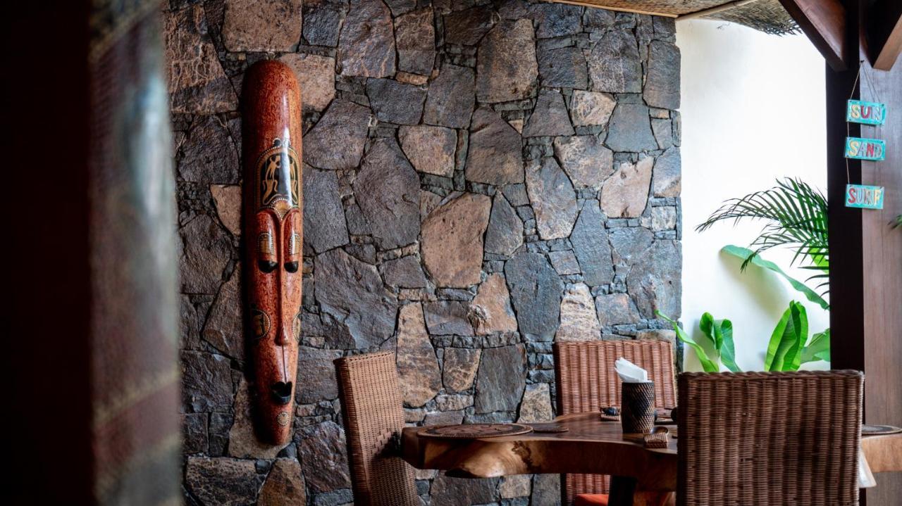 Surf & Surf Camp Lodge Ekas