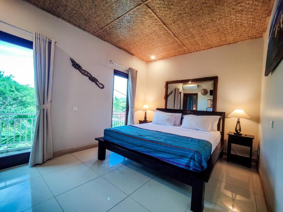 Surf & Surf Camp Lodge Ekas